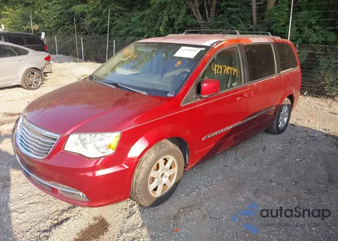 2011 Chrysler Town & Country Touring z USA, uszkodzony, nr VIN 2A4RR5DG9BR638753